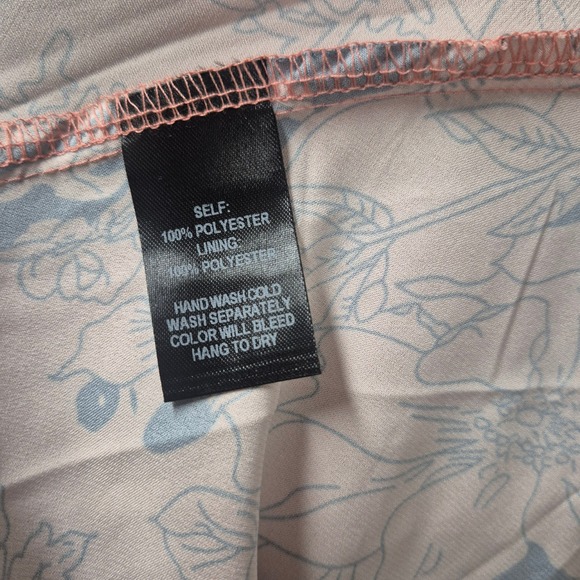 Lulus Size M Floral Brocade Halter Maxi Dress Rose Gold Black VNeck Evening Gown - Picture 10 of 10